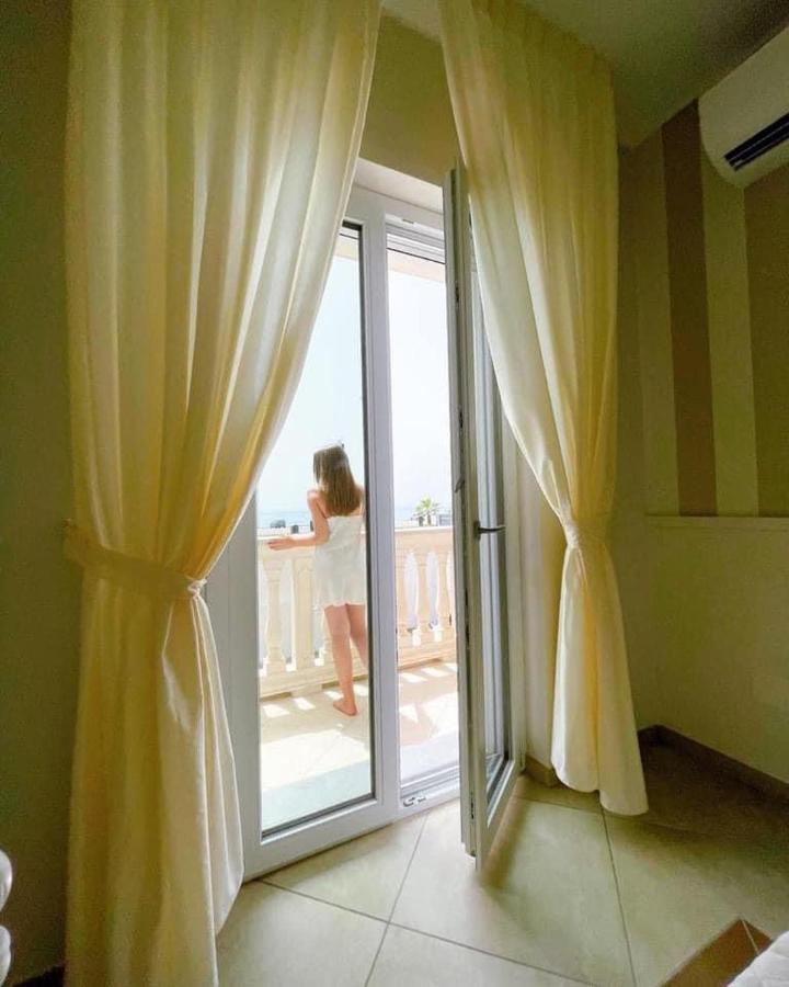Crialesi Boutique Rooms Falerna Dış mekan fotoğraf